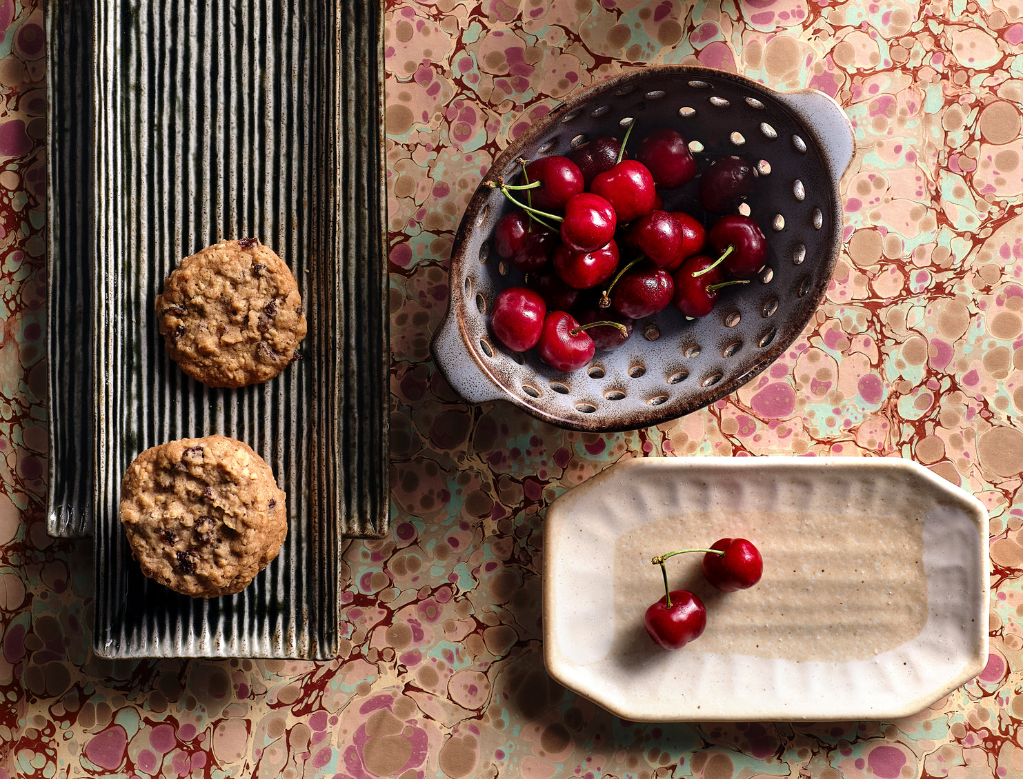 Hachi Plate - Blue & Cream